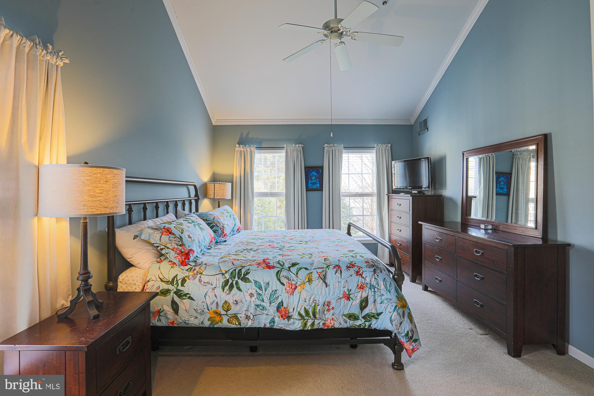 HEARTHSTONE AT VILLAGE SQUARE - Residential