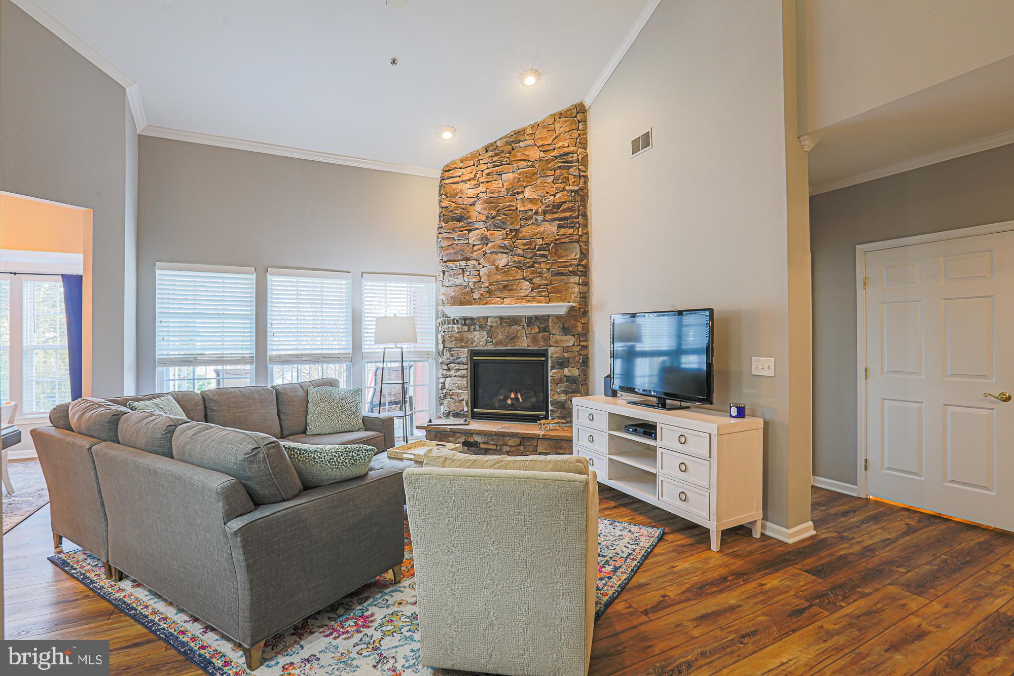 HEARTHSTONE AT VILLAGE SQUARE - Residential