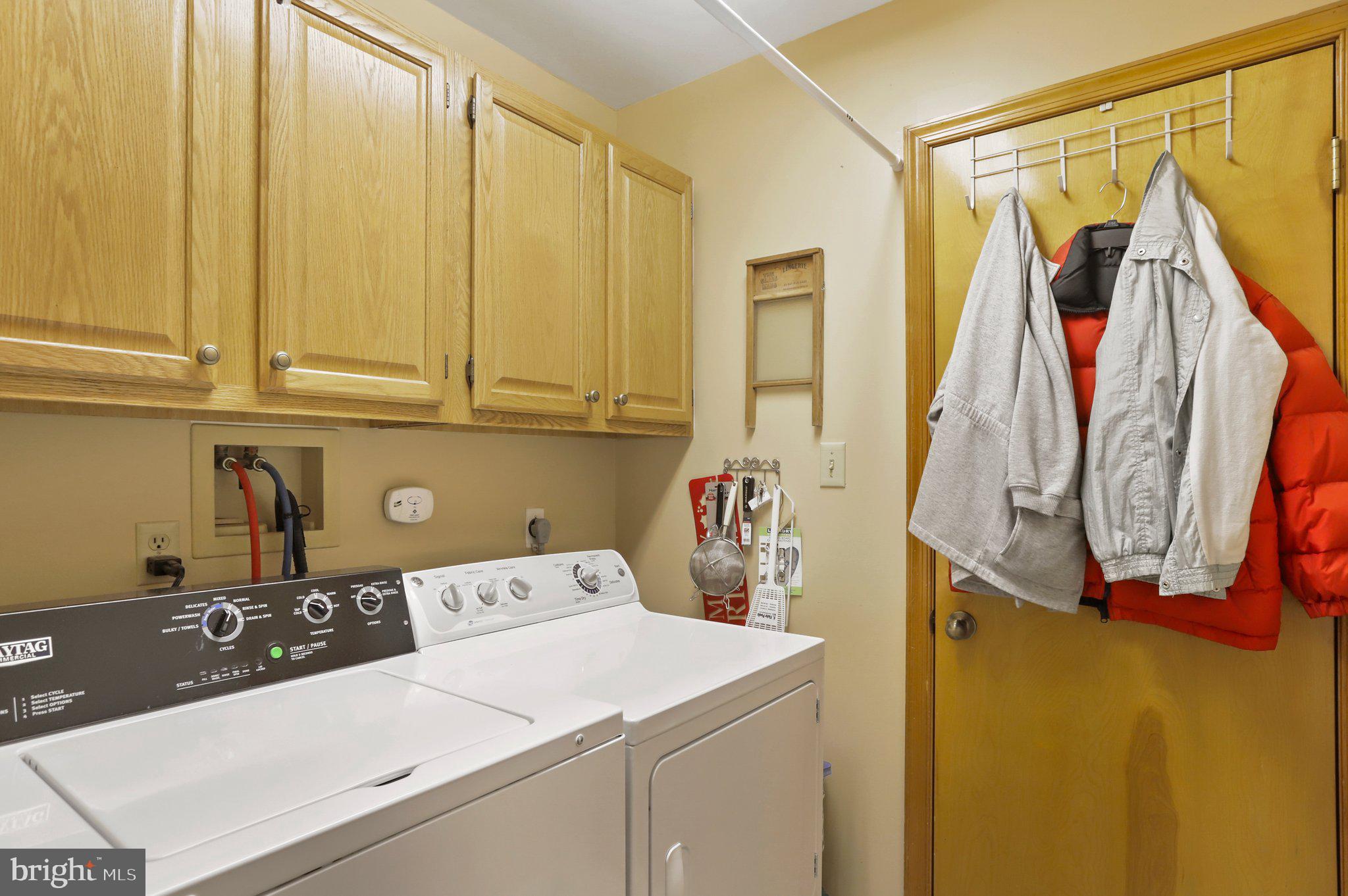 SOUTH POINTE - Residential