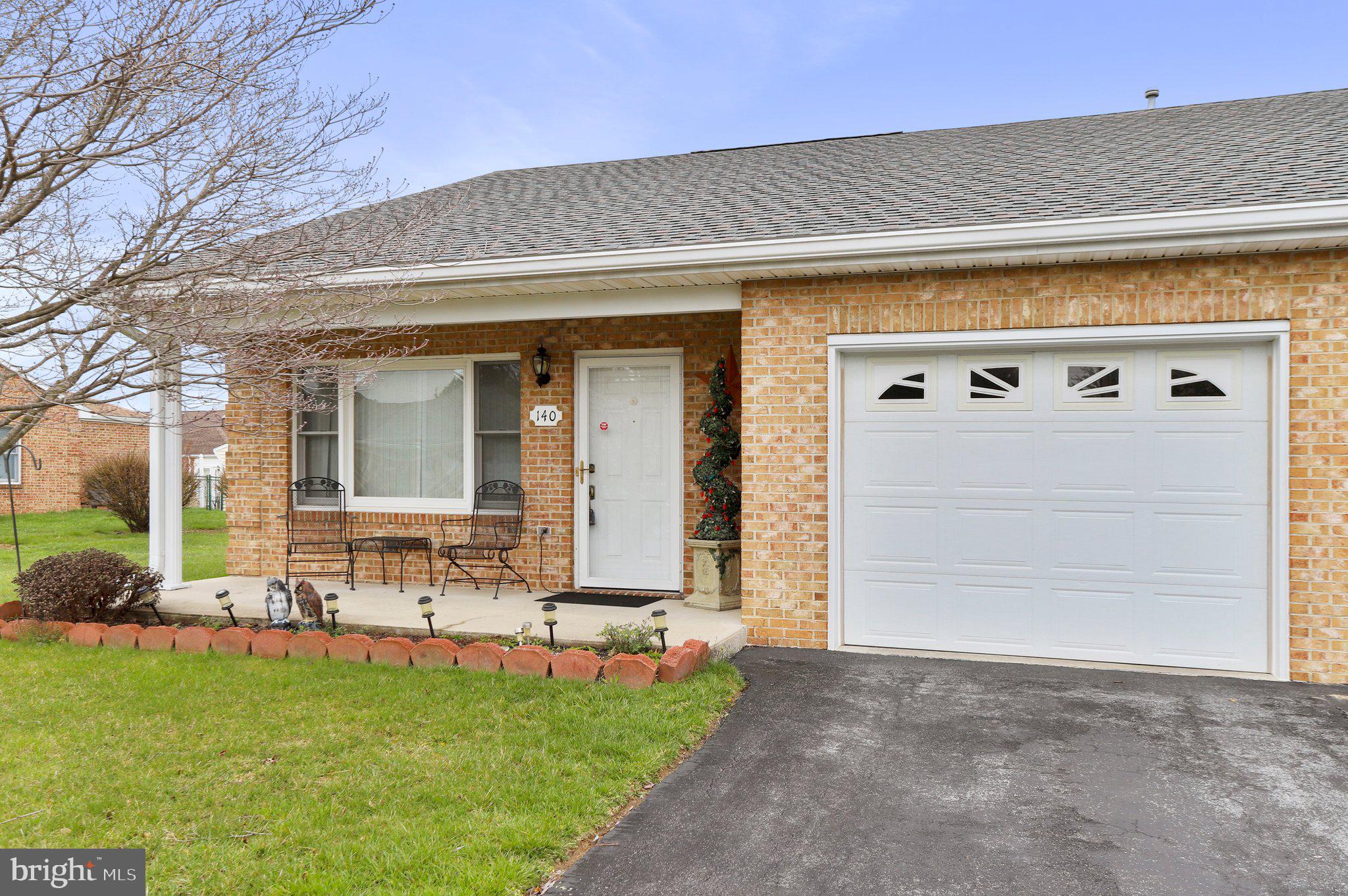 SOUTH POINTE - Residential