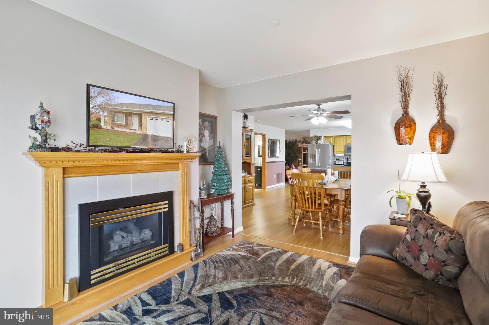 SOUTH POINTE - Residential