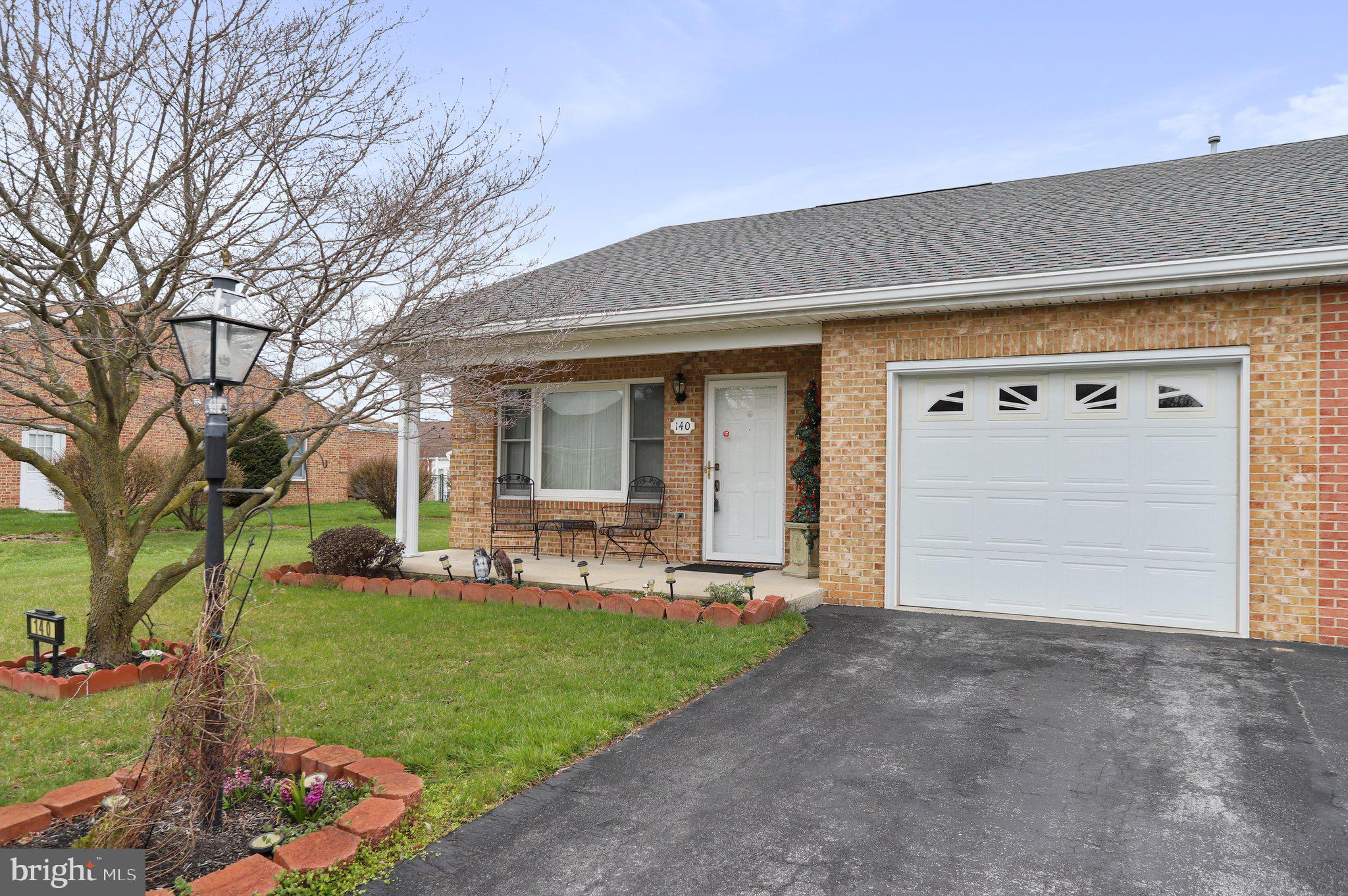 SOUTH POINTE - Residential