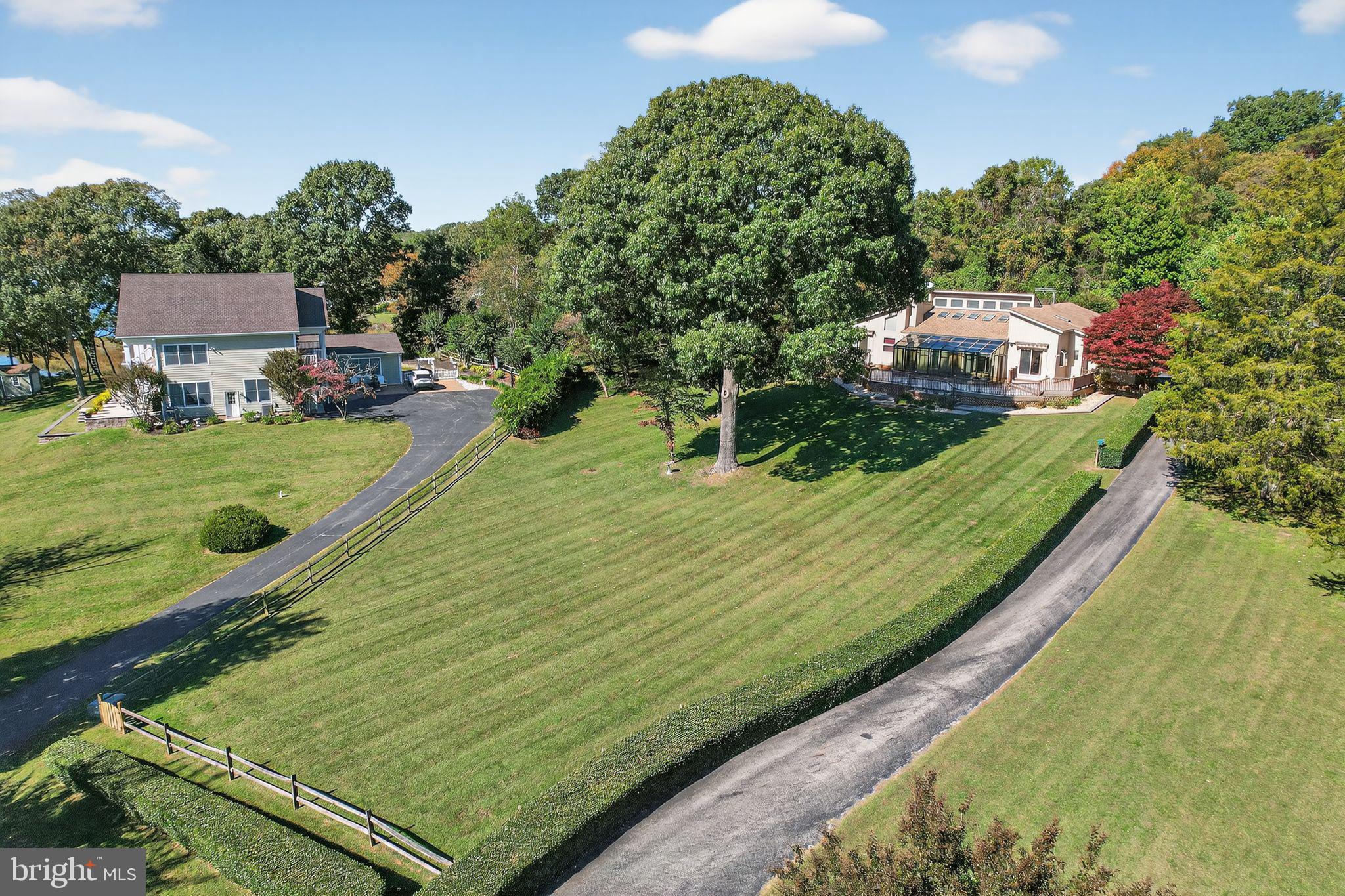 41832 FOXWELL POINT LANE