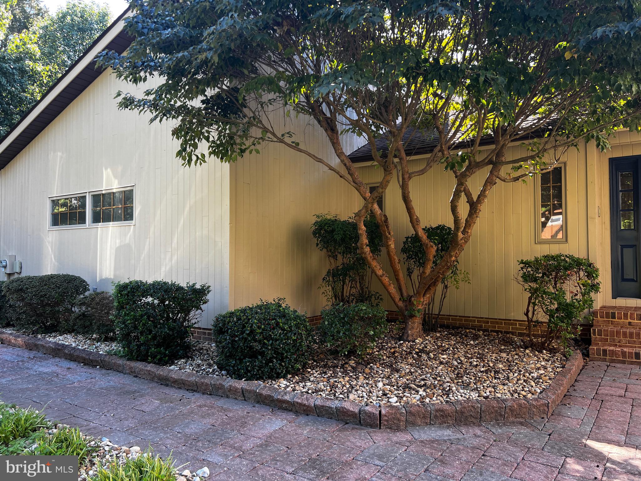 41832 FOXWELL POINT LANE