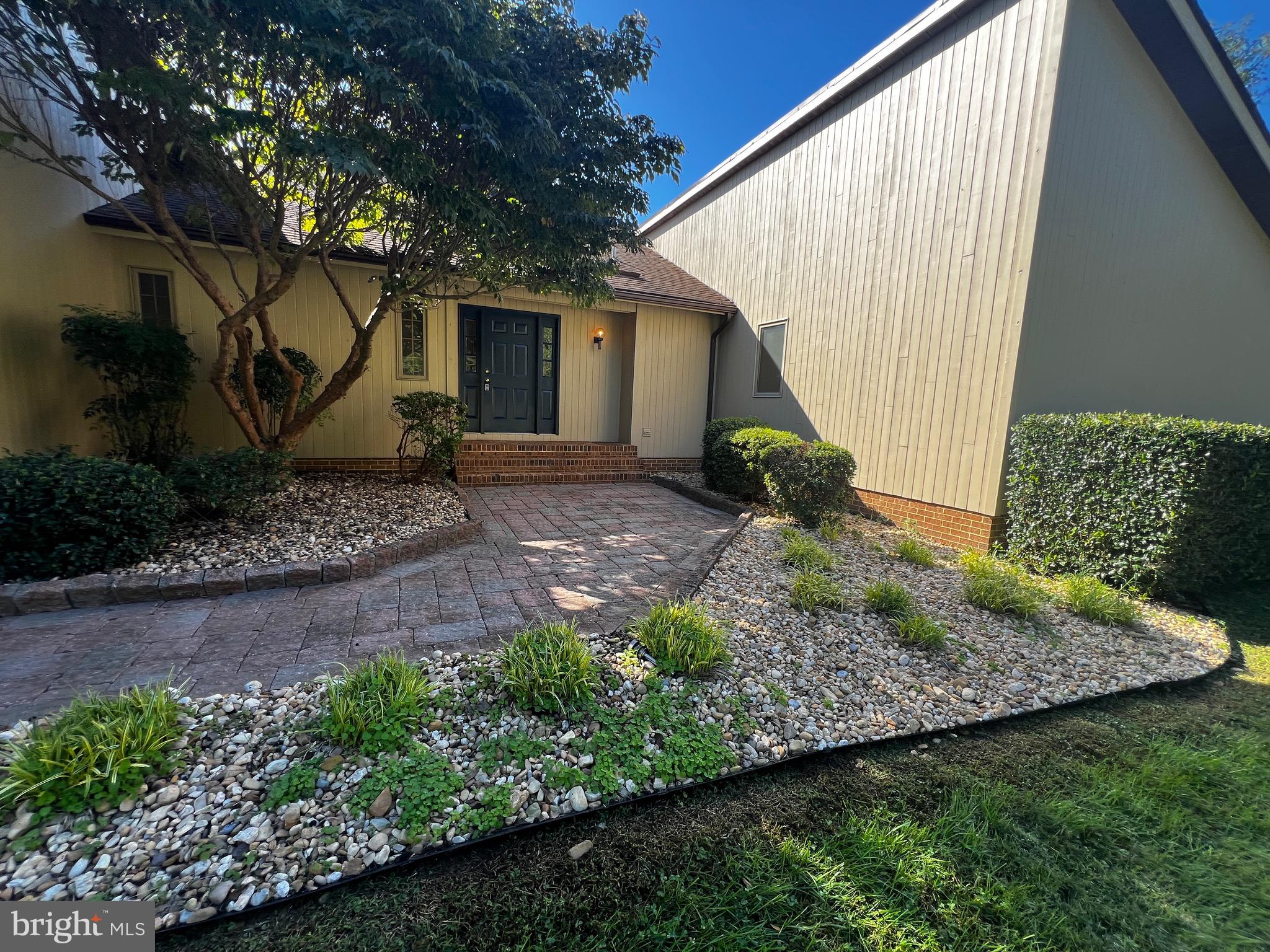 41832 FOXWELL POINT LANE