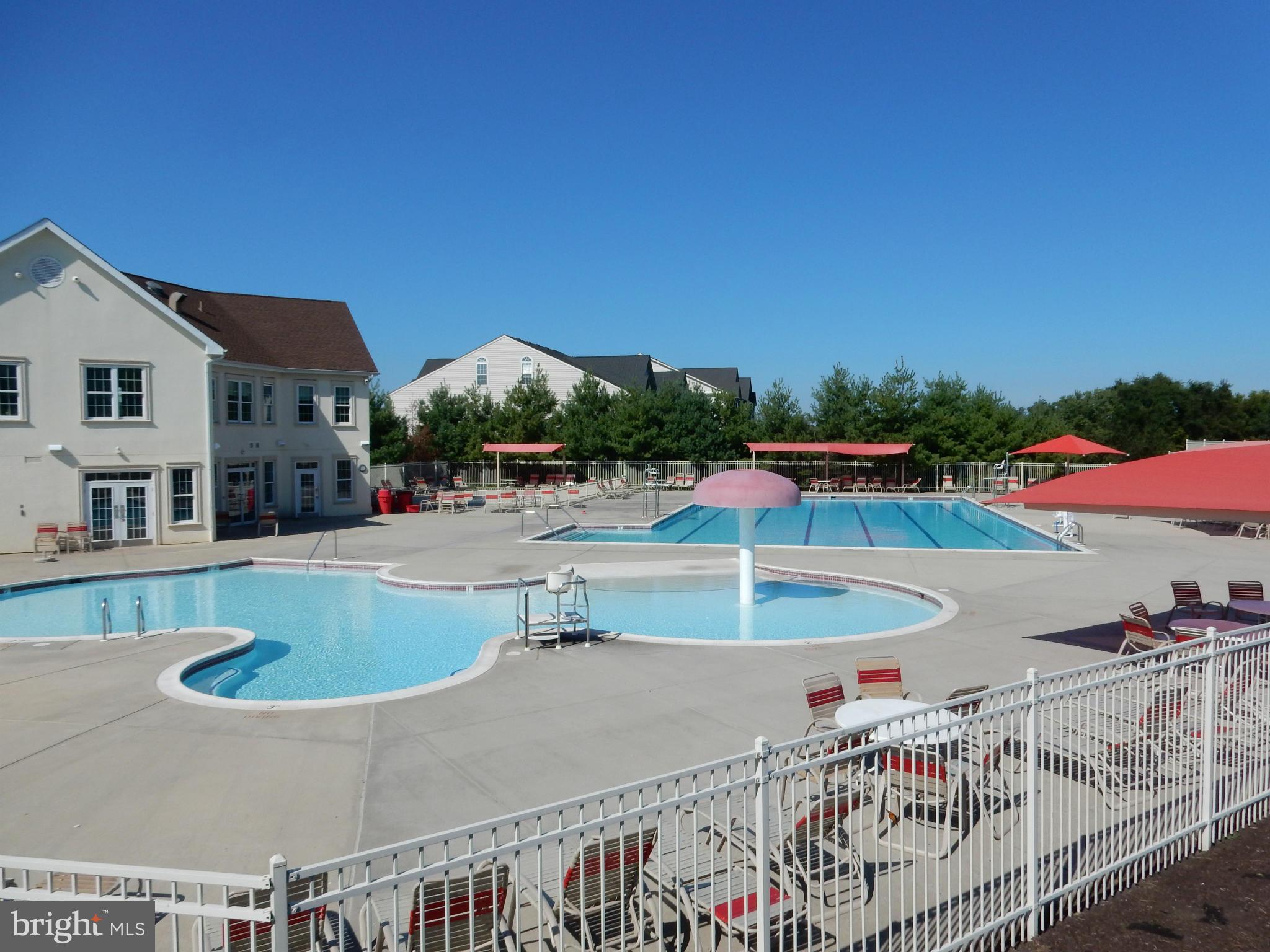 HEARTHSTONE AT VILLAGE CREST CONDOMINIUMS - Residential