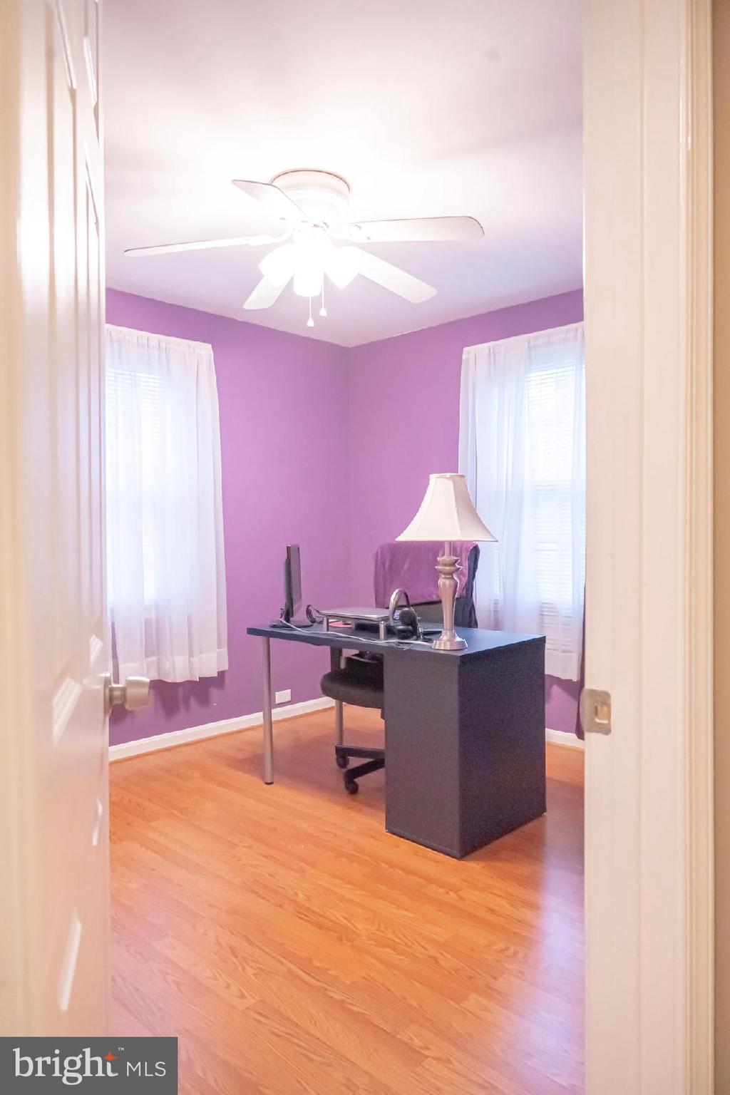 CAMPFIELD GARDENS - Residential