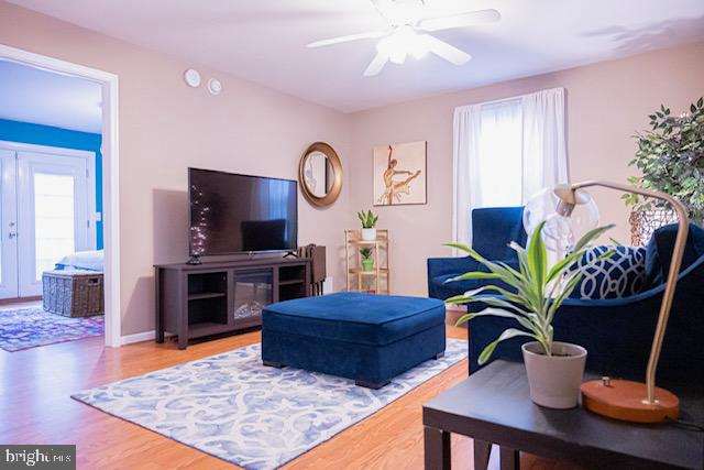 CAMPFIELD GARDENS - Residential