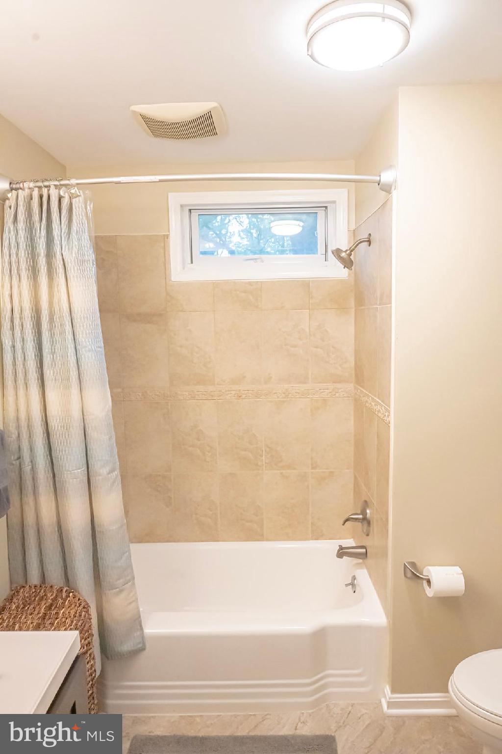 CAMPFIELD GARDENS - Residential