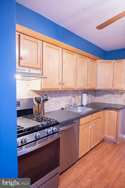 CAMPFIELD GARDENS - Residential