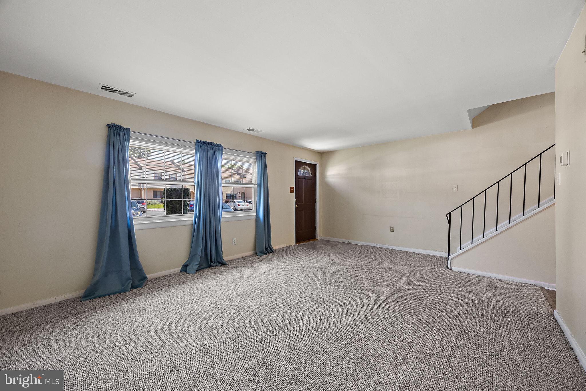 2105 CHELMSFORD CIRCLE 2105