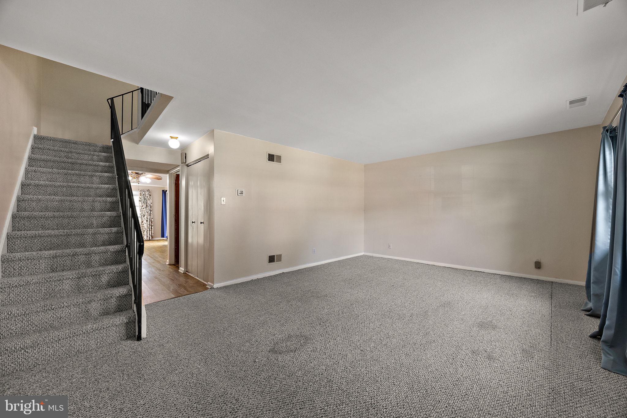 2105 CHELMSFORD CIRCLE 2105