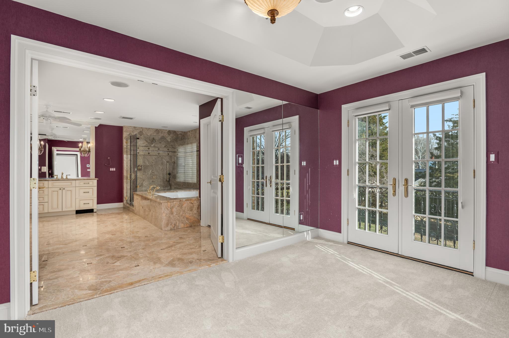 SALONA VILLAGE - Residential