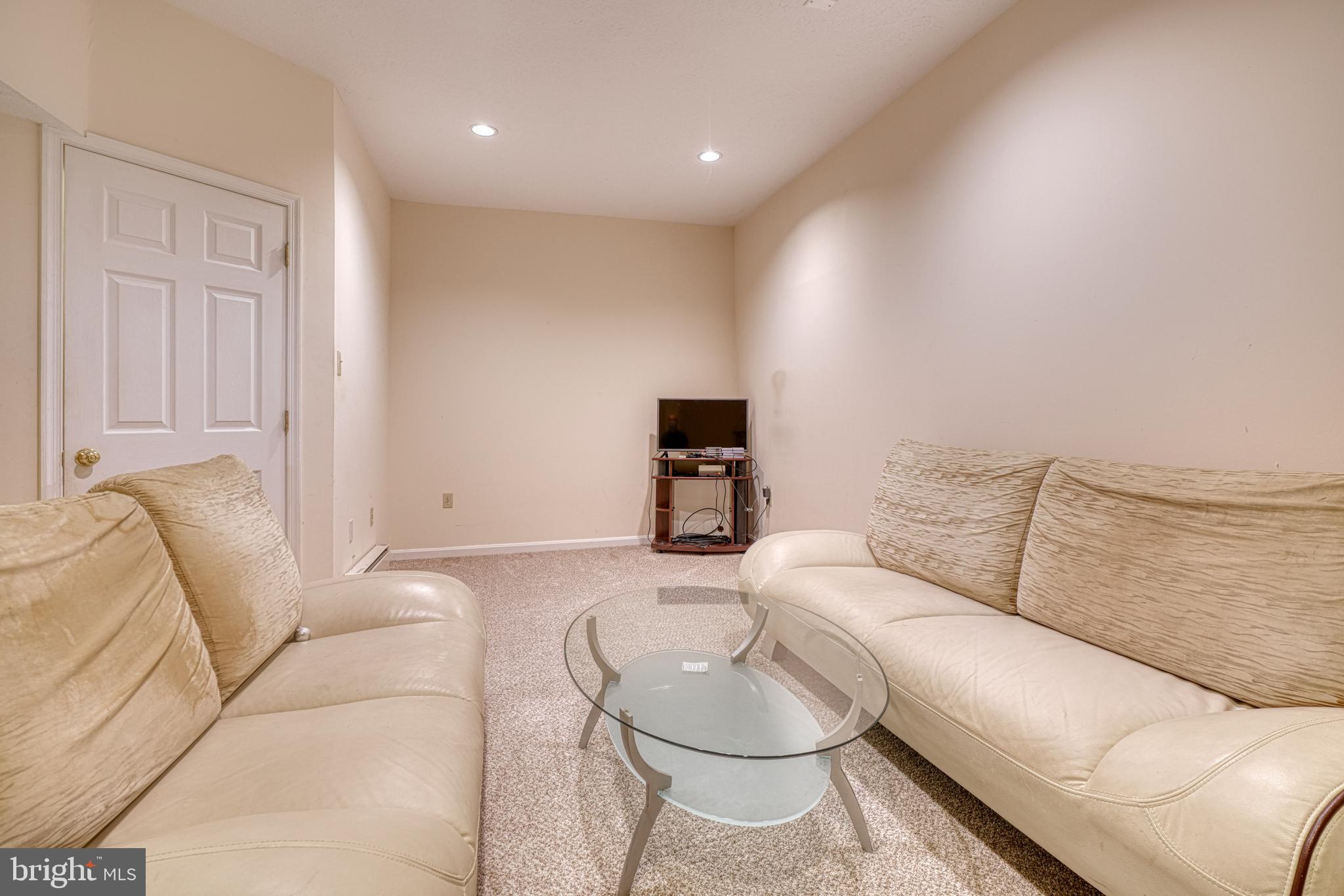 GREENSPRING EAST - Residential