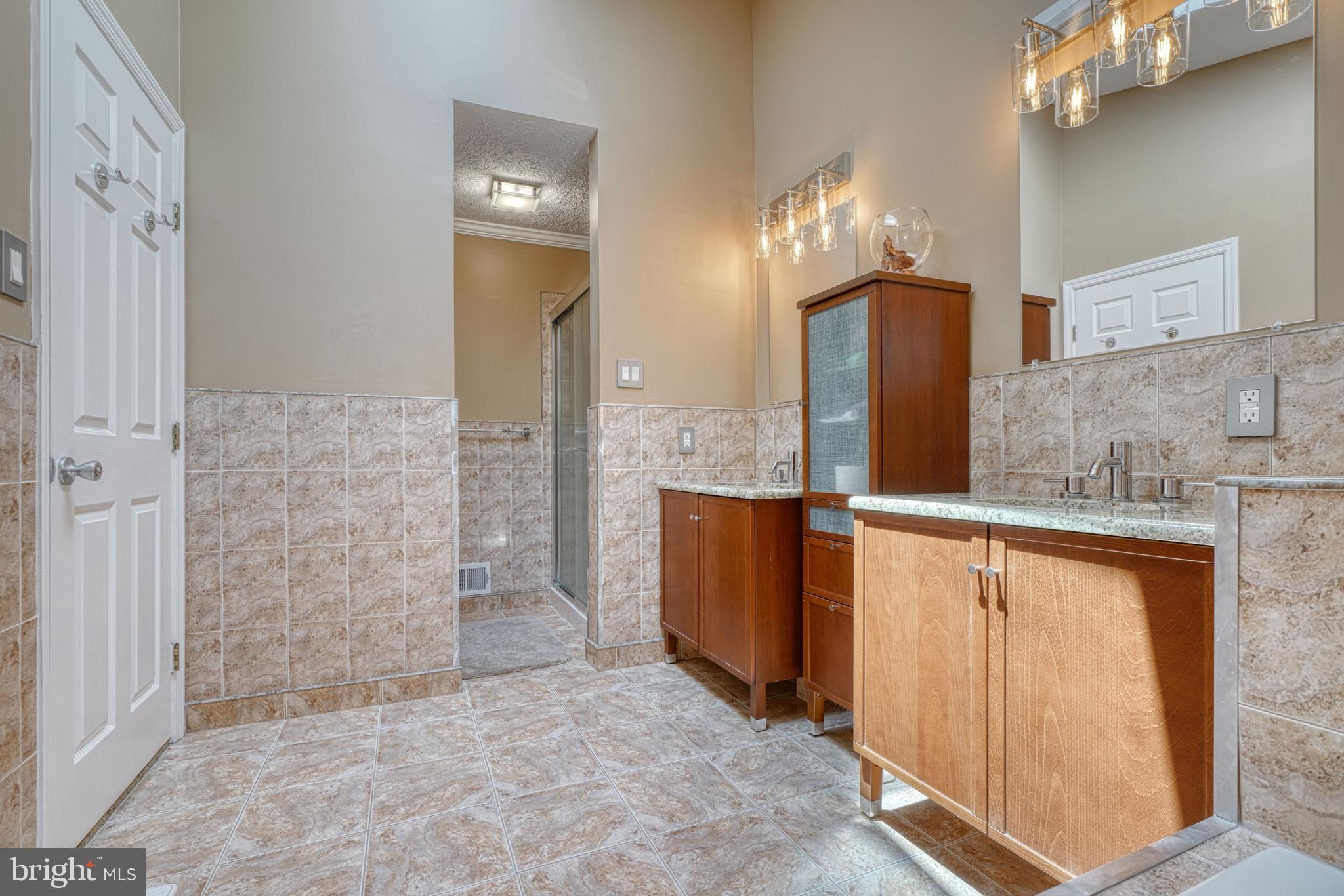 GREENSPRING EAST - Residential