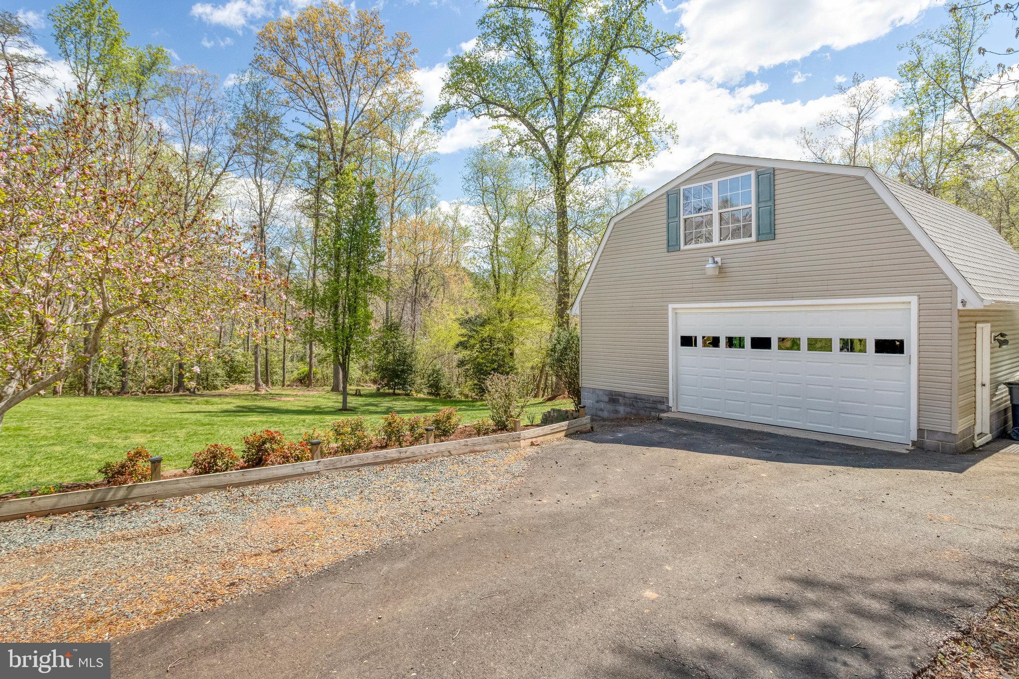 WINDSOR FOREST - Residential