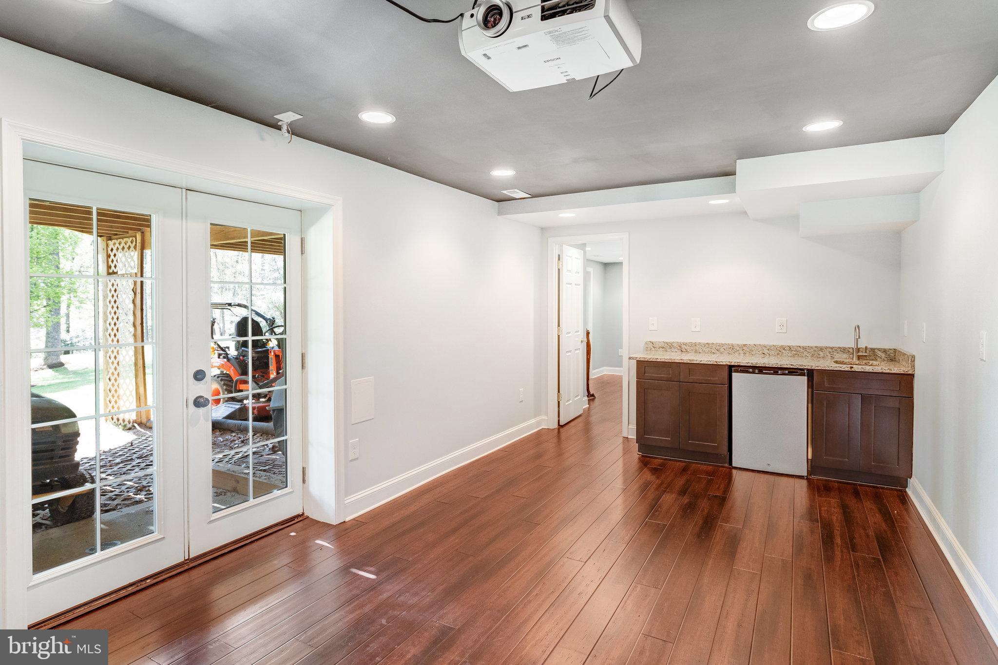 WINDSOR FOREST - Residential