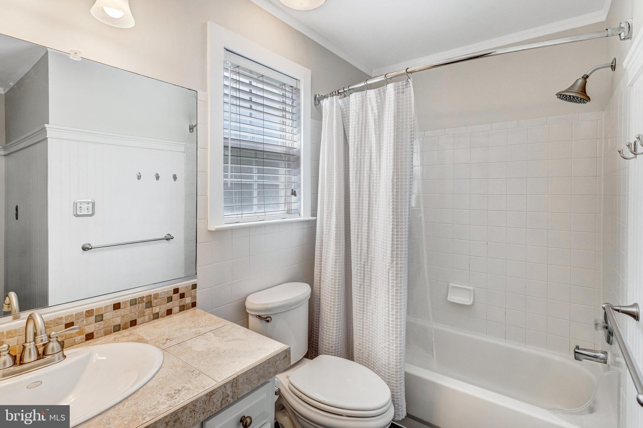 WINDSOR FOREST - Residential