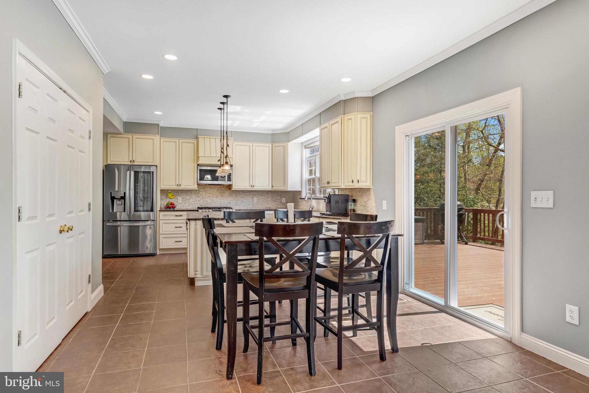 WINDSOR FOREST - Residential