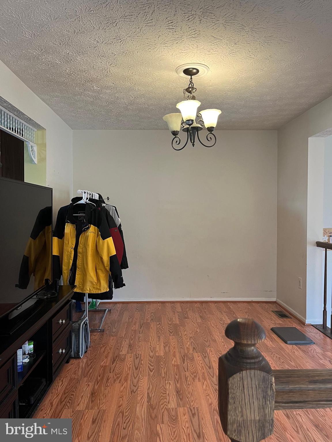 LEISHEAR VILLAGE - Residential