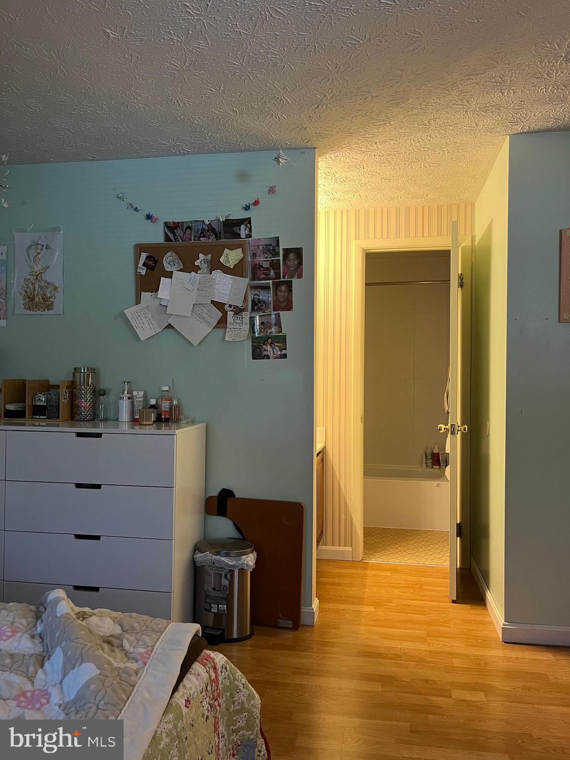 LEISHEAR VILLAGE - Residential