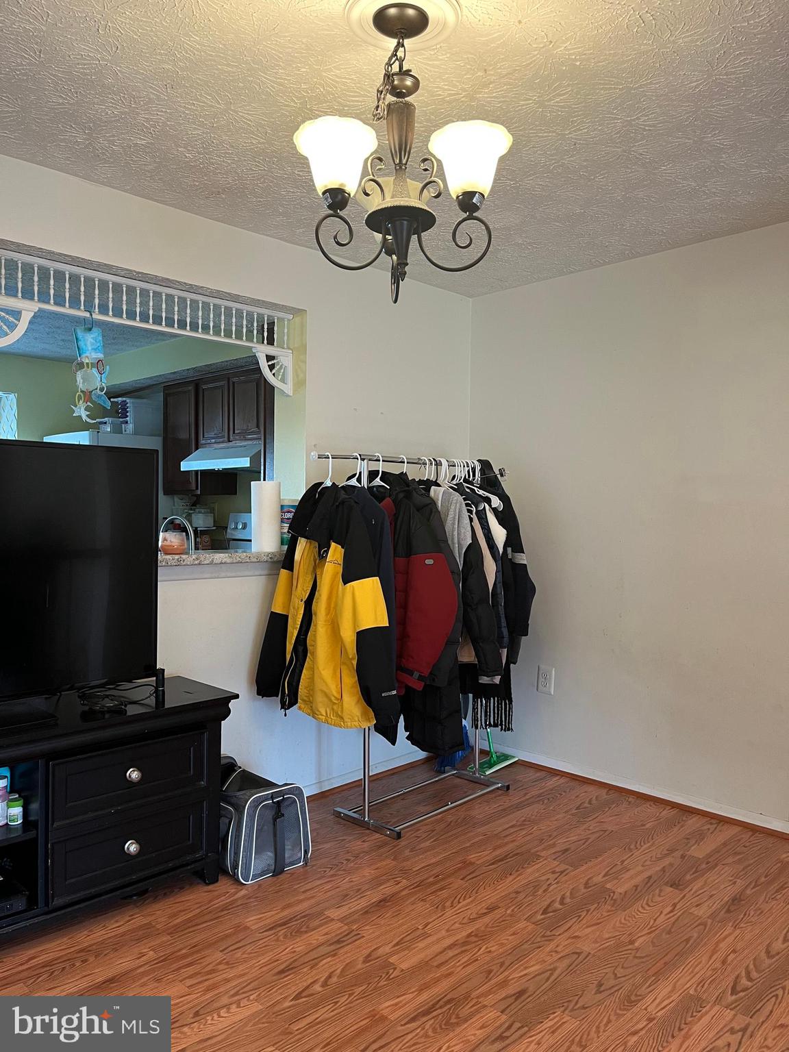 LEISHEAR VILLAGE - Residential