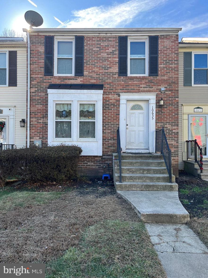 Low HOA fee and No Columbia tax!    2 master suites upstairs both w/ full baths & full wall closets. Finished basement w/optional den/ 3rd BD, rec room w/built in bar, walk out to patio and flat yard. Private setting backs to trees. Easy access to Rt 29, Rt 216, and I-95