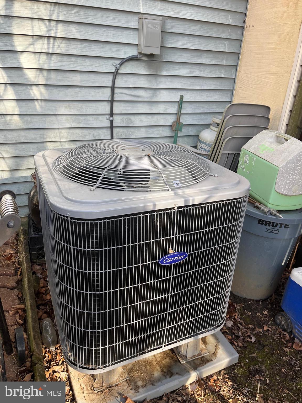 LEISHEAR VILLAGE - Residential