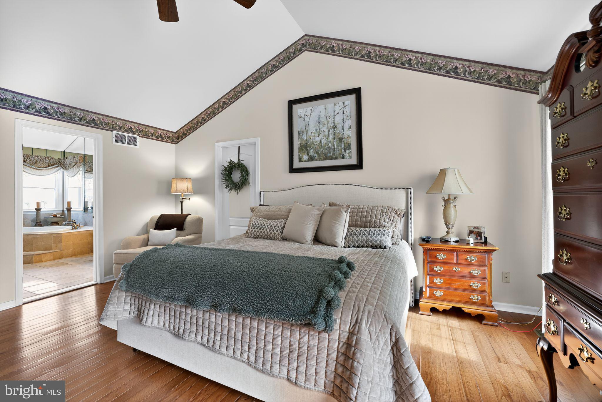 JAMISON HUNT - Residential