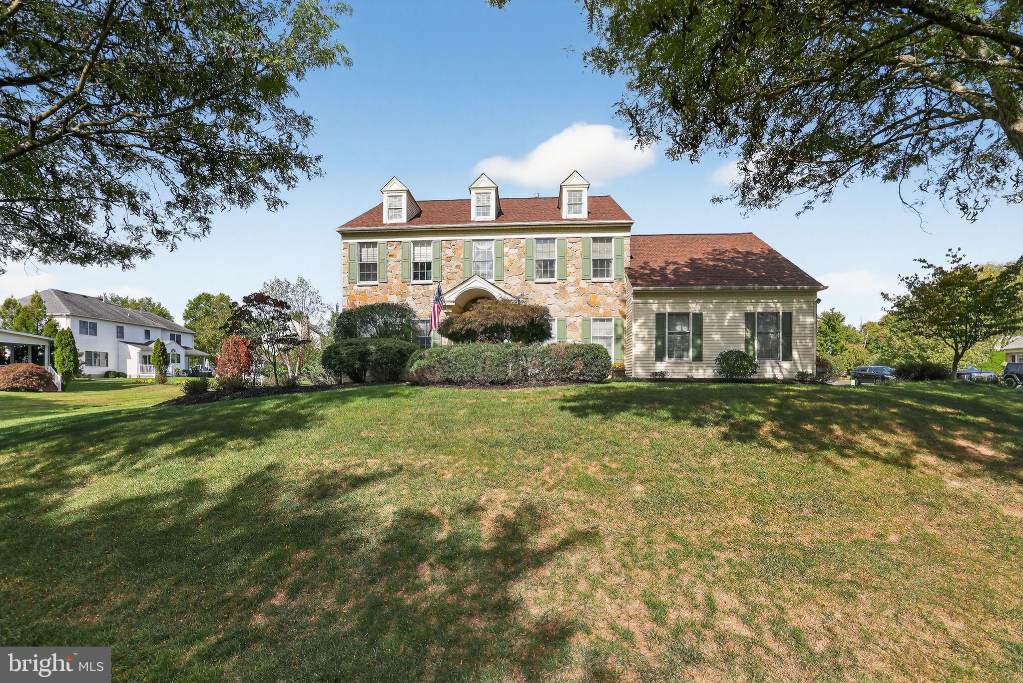 1530 SPRUCE COURT