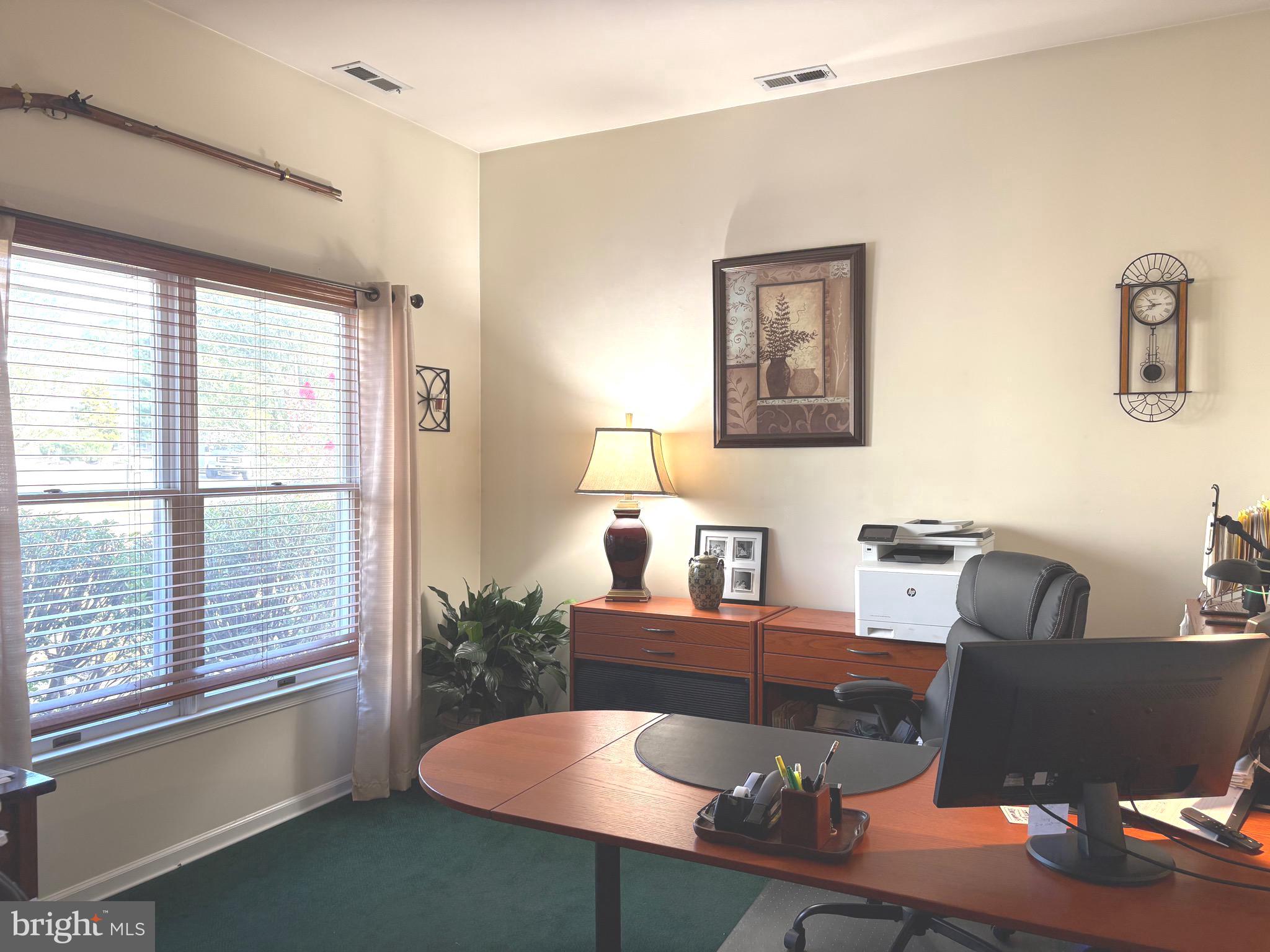 JAMISON HUNT - Residential