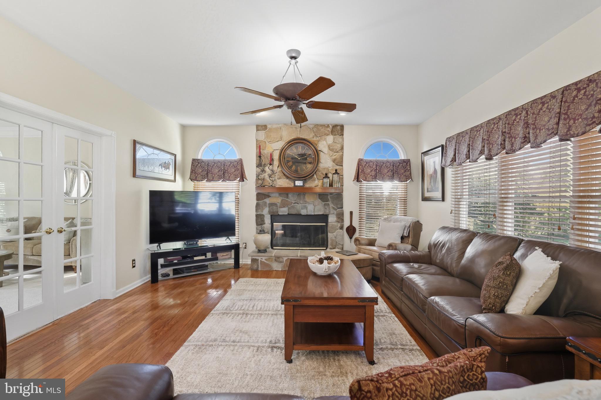 JAMISON HUNT - Residential