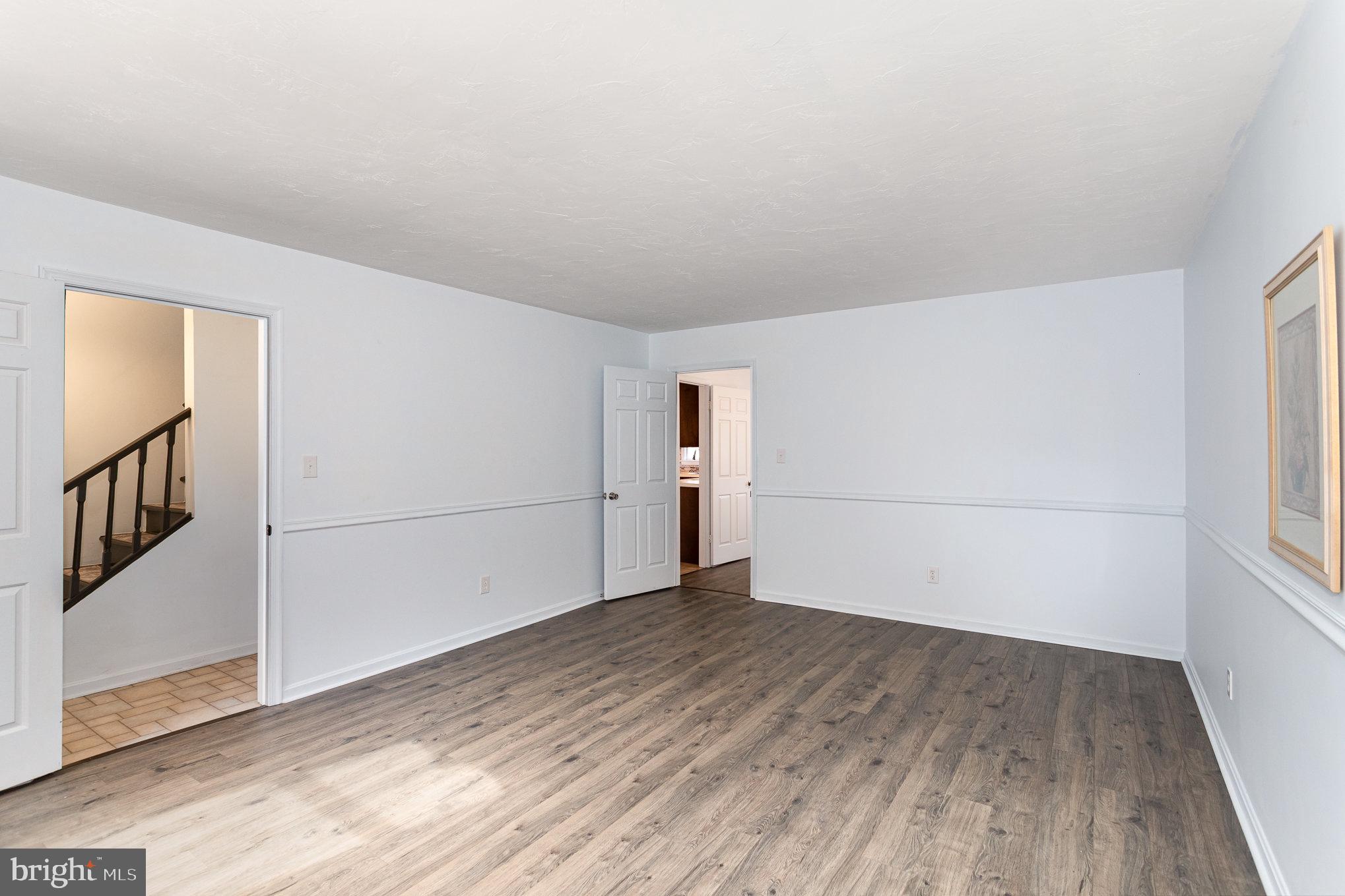 RED LION - Residential