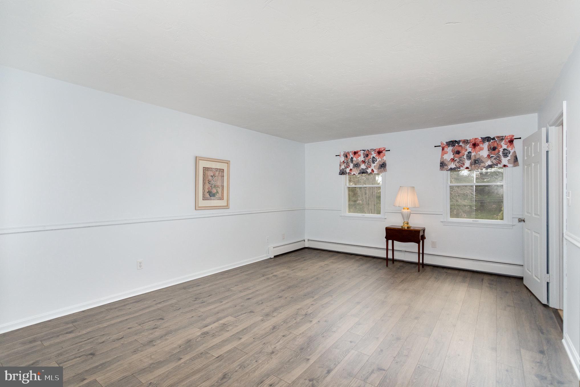 RED LION - Residential