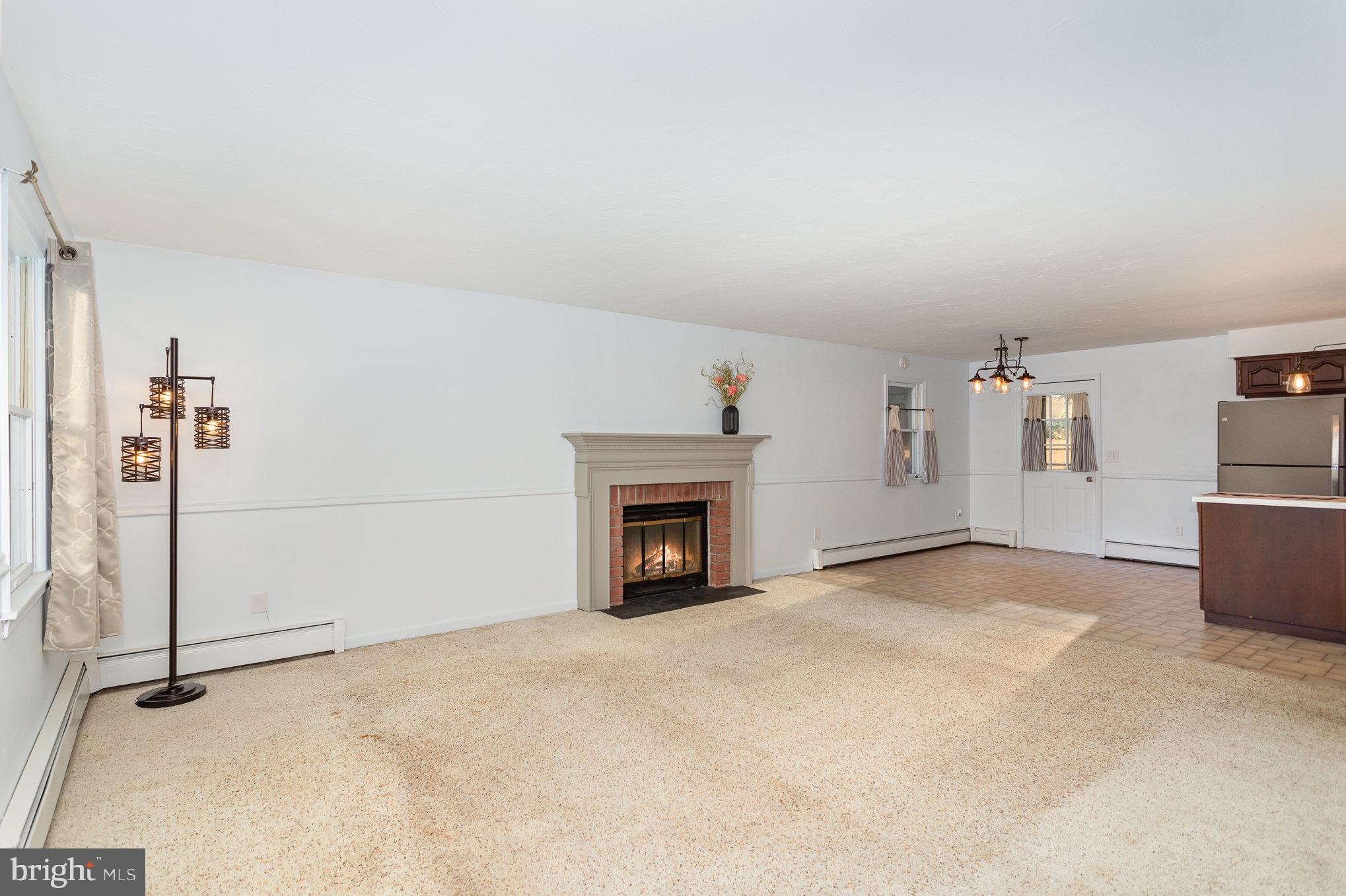 RED LION - Residential