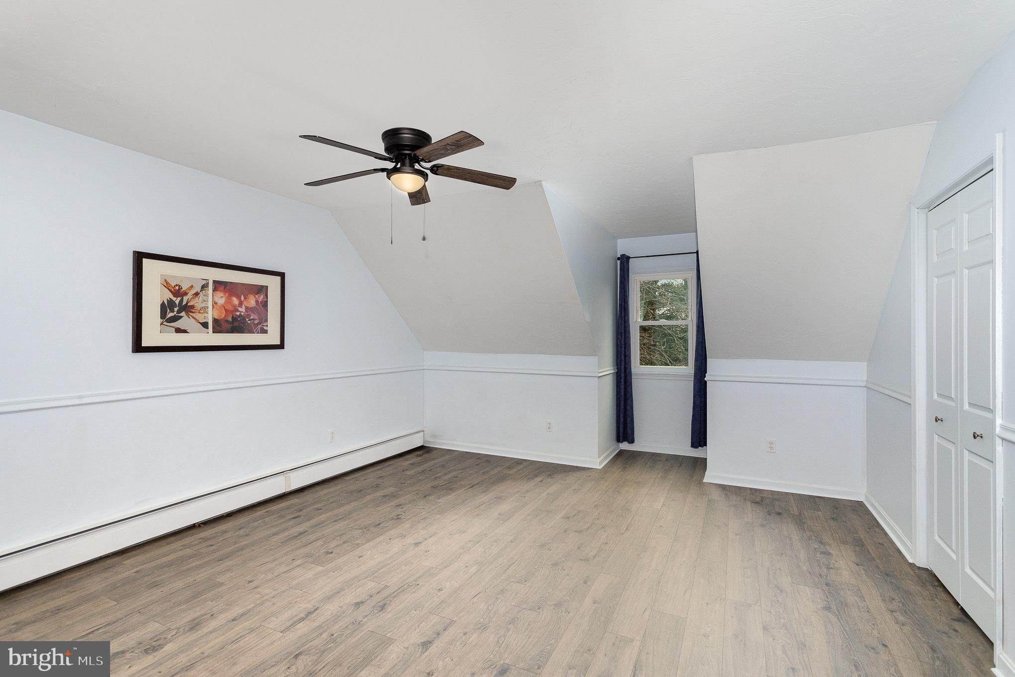 RED LION - Residential