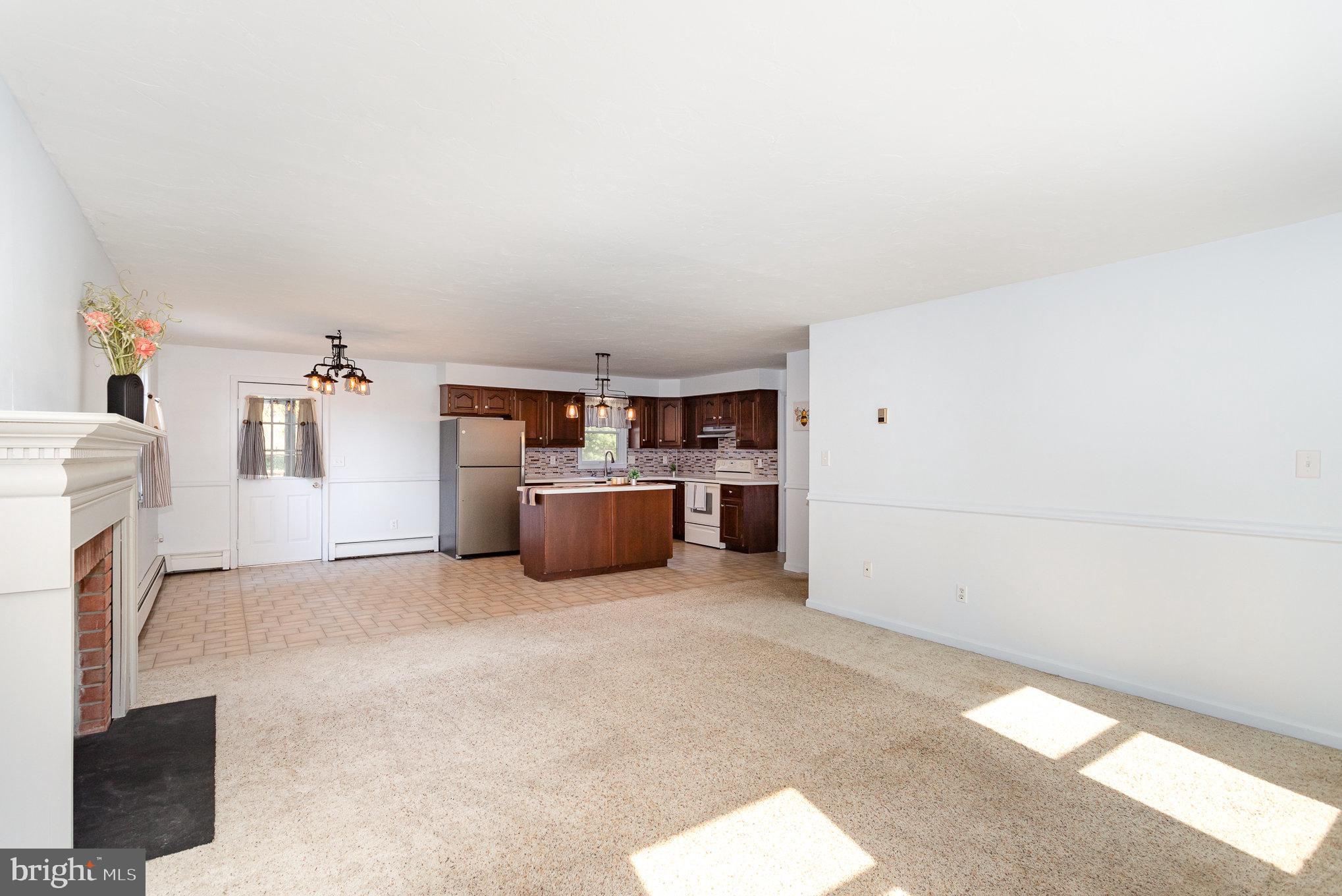 RED LION - Residential