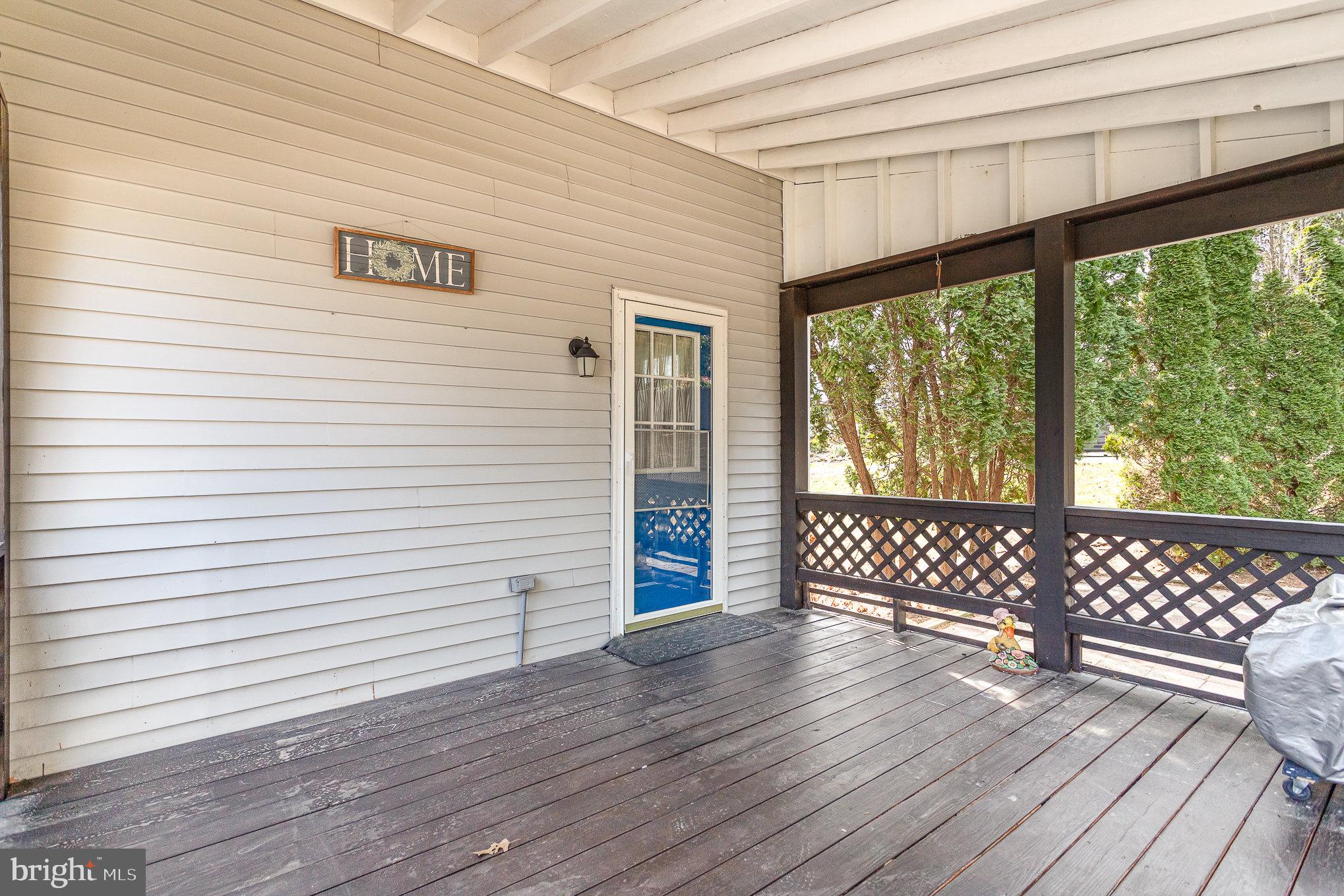 RED LION - Residential