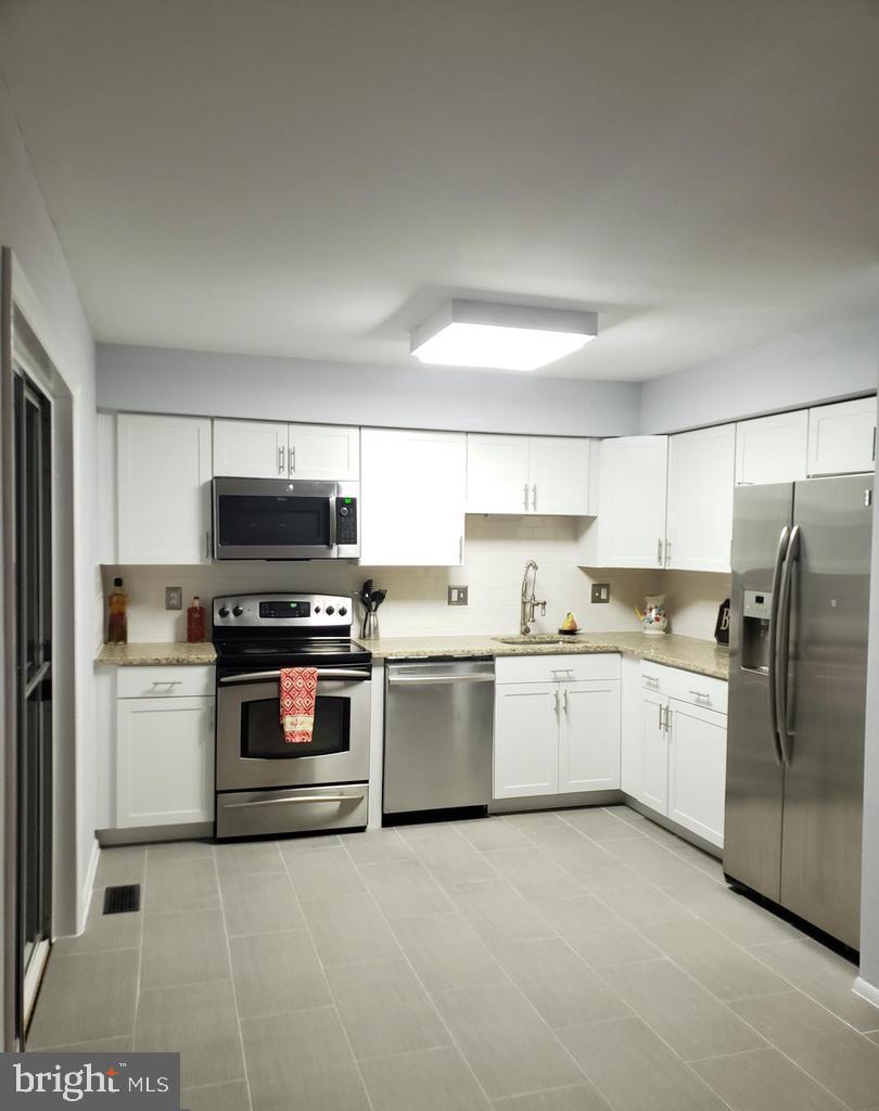 ASHFORD PLAT 1 - Residential Lease