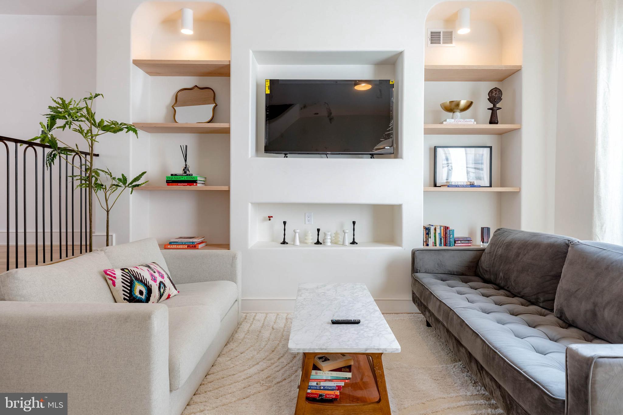 GRADUATE HOSPITAL - Residential