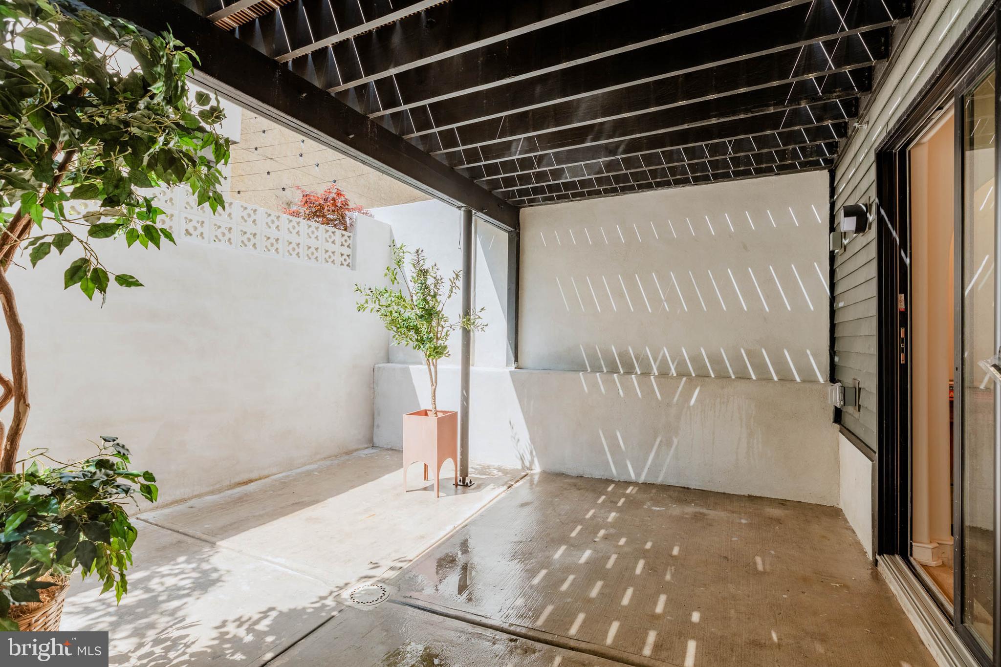 GRADUATE HOSPITAL - Residential