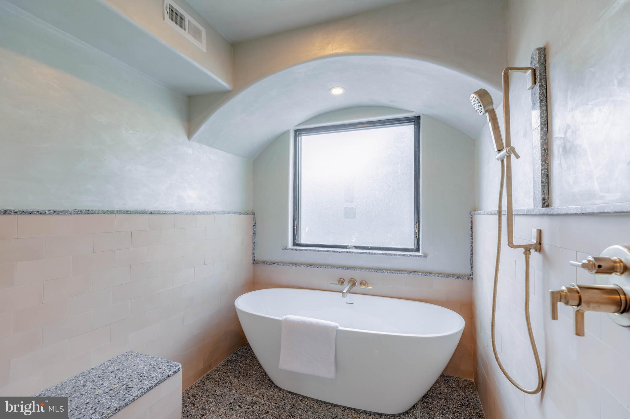 GRADUATE HOSPITAL - Residential