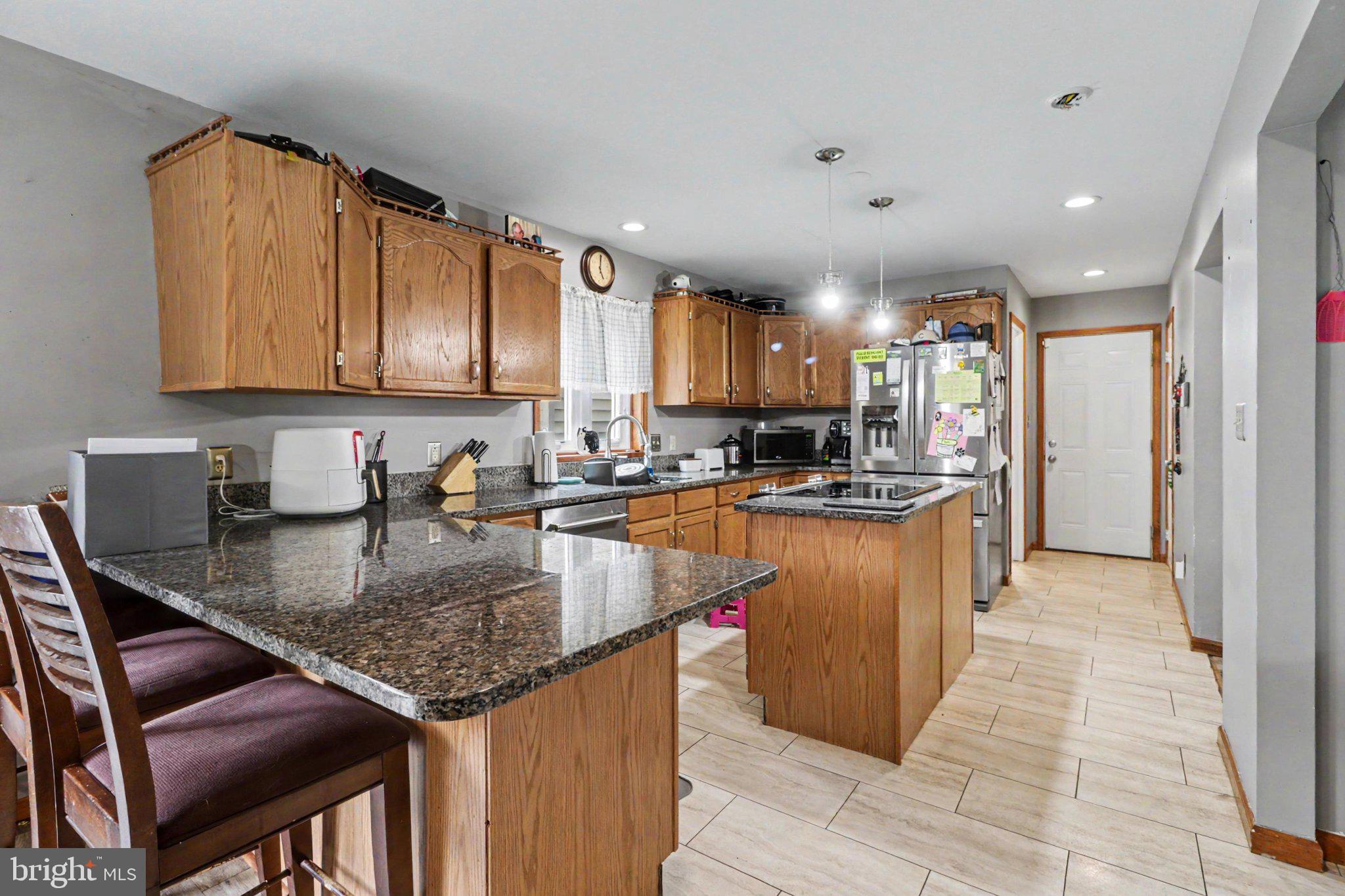 3750 MANOR LANE