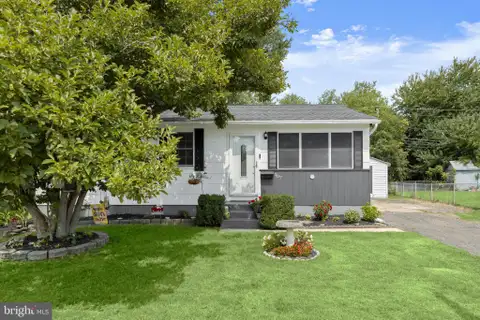 MLS: MDAA2150880