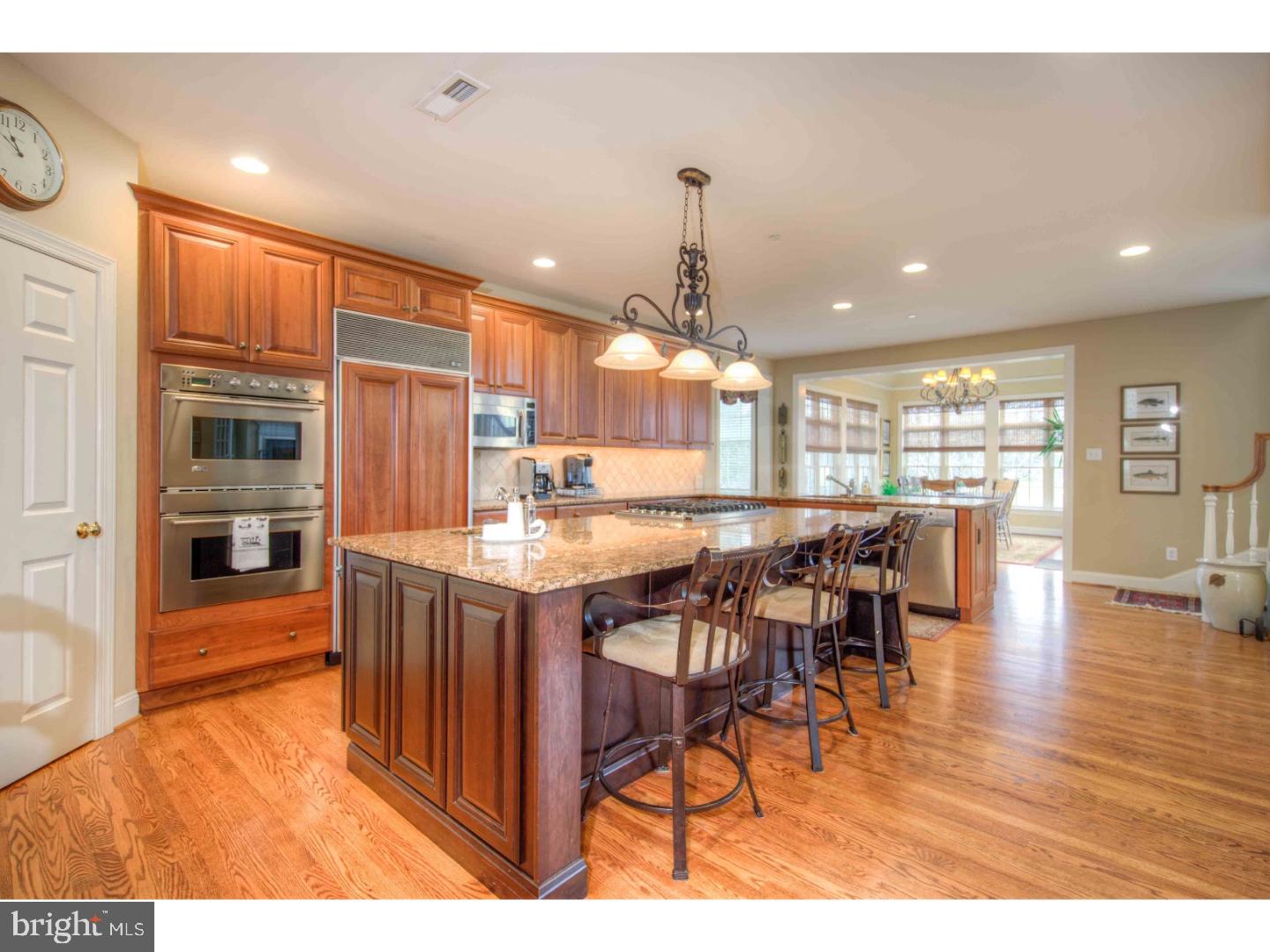 WHITEGATE - Residential