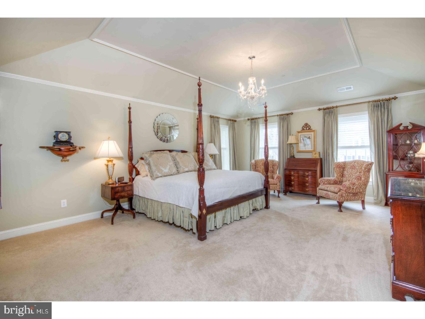 WHITEGATE - Residential