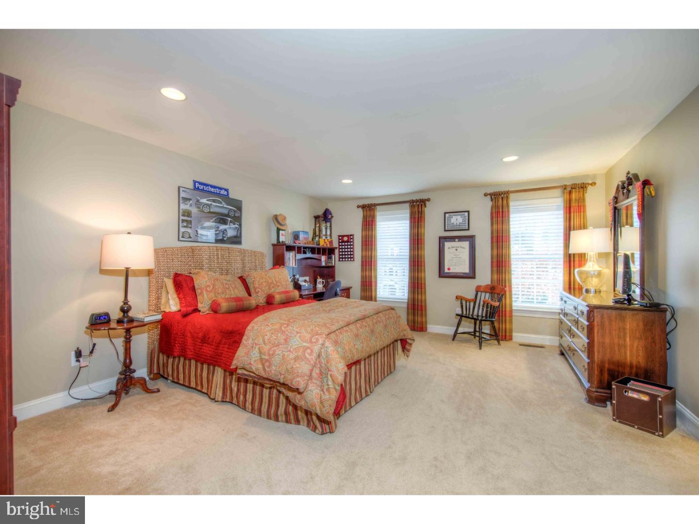 WHITEGATE - Residential