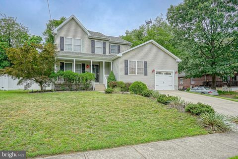 7525 FORREST AVENUE PENNSAUKEN NJ 08110