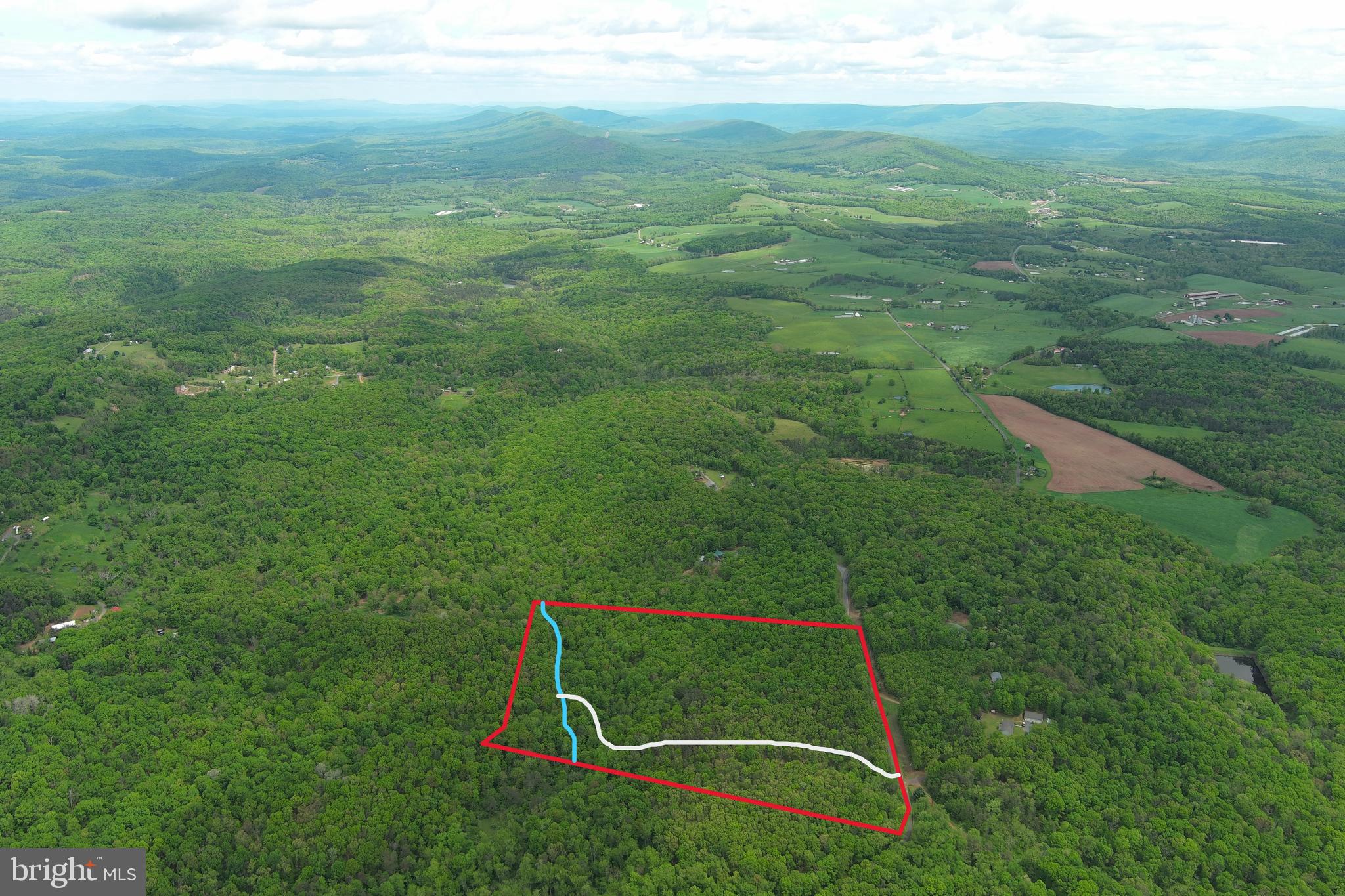 TIMBER TRAILS - Land