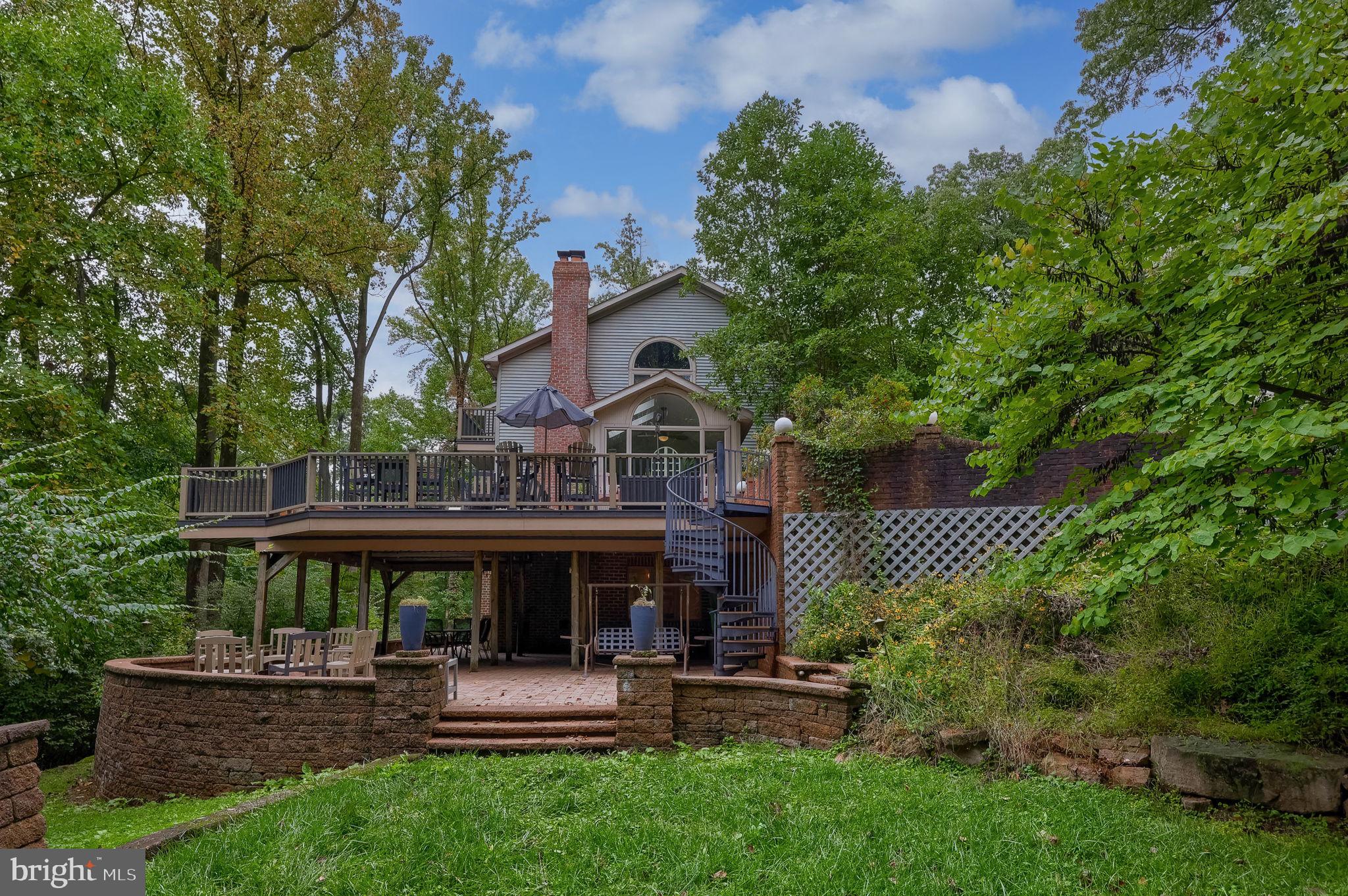 325 NETZLEY DRIVE